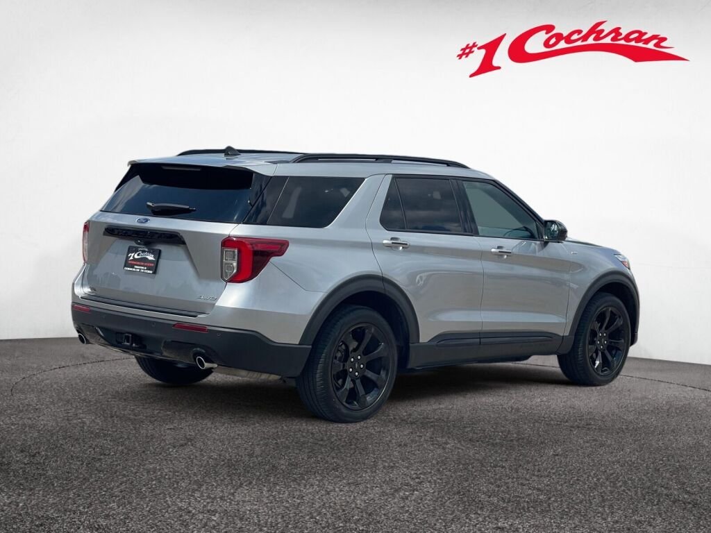 Used 2024 Iconic Silver Ford ST-Line image 33