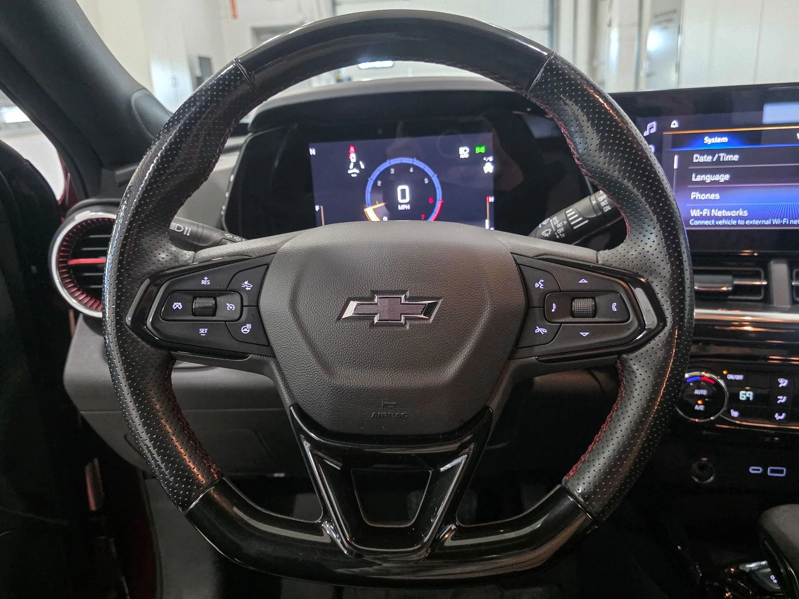 Used 2024 Red Chevrolet 2RS image 32