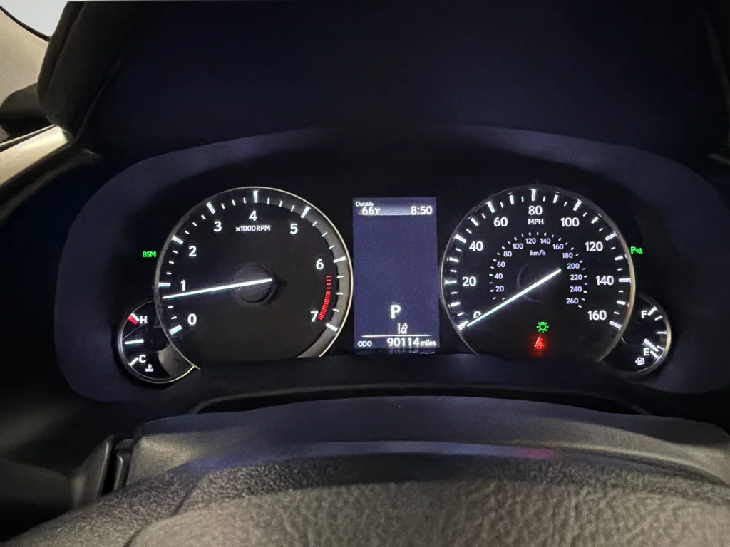 Used 2017 White Lexus 350 image 22
