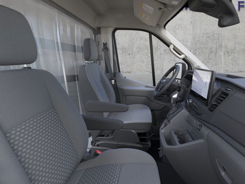 New 2026 Carbonized Gray Metallic Ford Cutaway image 32