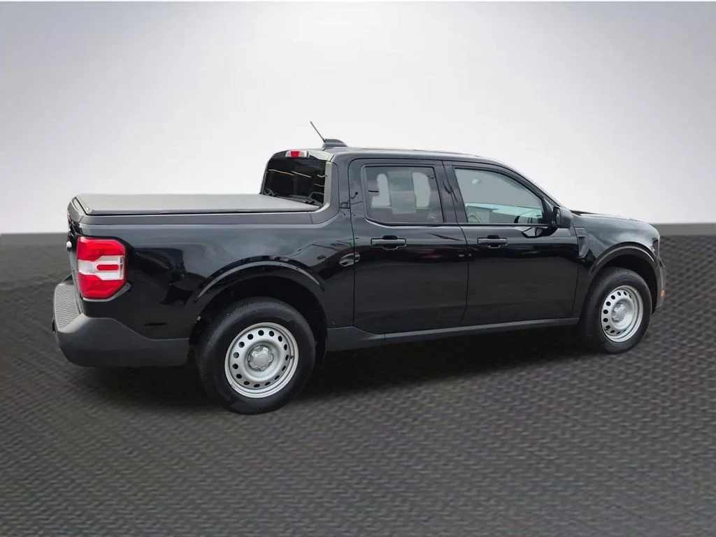 Used 2026 Shadow Black Ford XL image 4