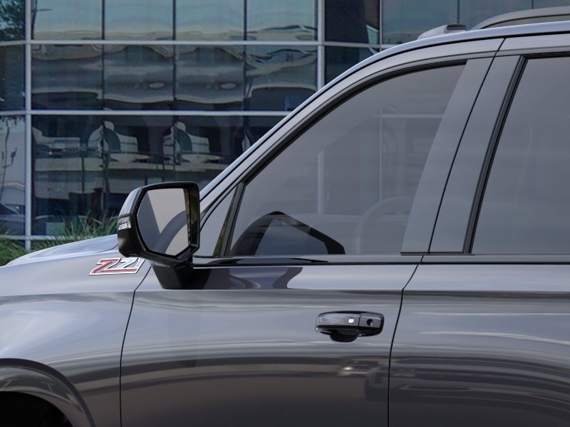 2027 Chevrolet Tahoe Z71 - Photo 12