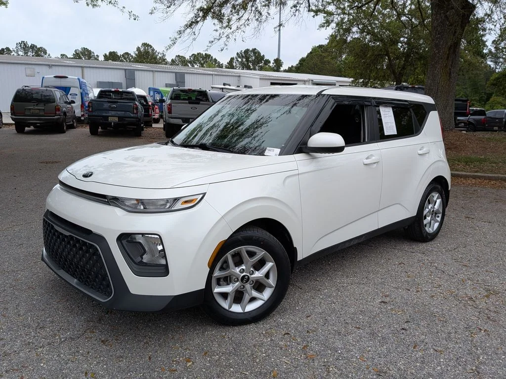 Used 2020 Kia Soul S with VIN KNDJ23AUXL7736070 for sale in Tuscaloosa, AL