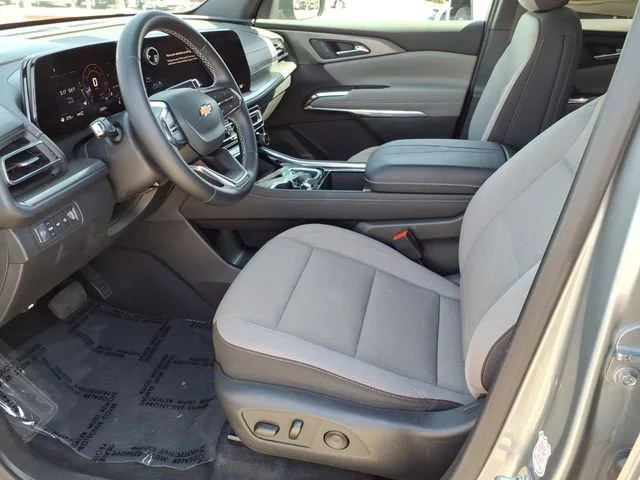 Used 2025 Sterling Gray Metallic Chevrolet LT image 13