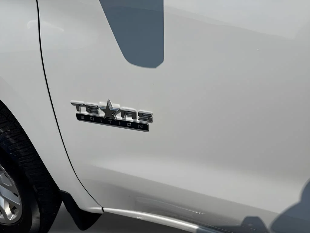 Used 2020 SUMMIT WHITE Chevrolet LTZ image 33