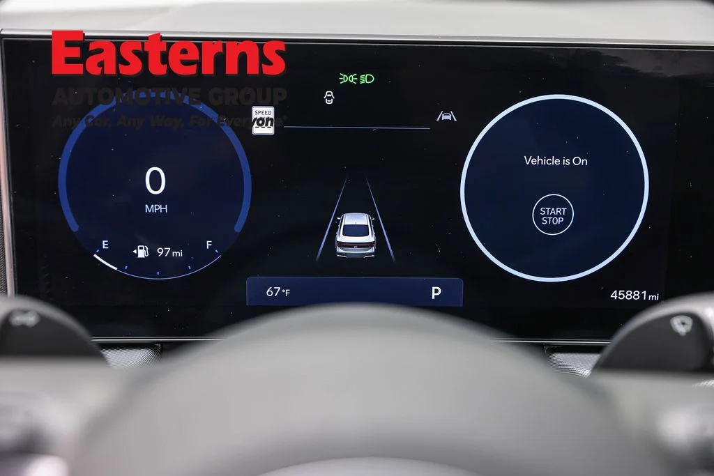 Used 2024 Gray Hyundai SEL image 18