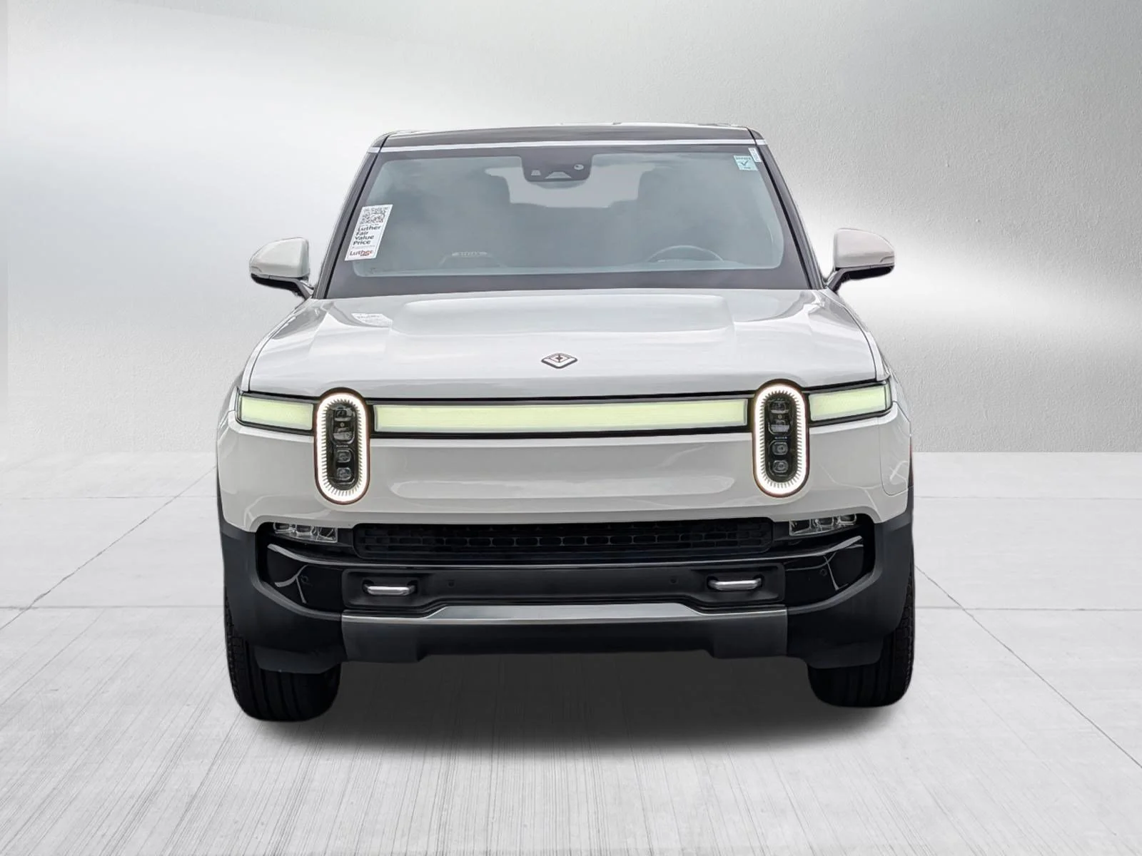 Used 2023 Rivian R1S Adventure with VIN 7PDSGABA2PN019459 for sale in Bloomington, MN