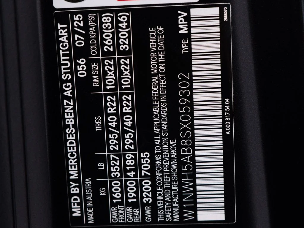 Used 2025 MANUFAKTUR Night Black Magno Mercedes-Benz G 63 AMG® 4MATIC® image 48
