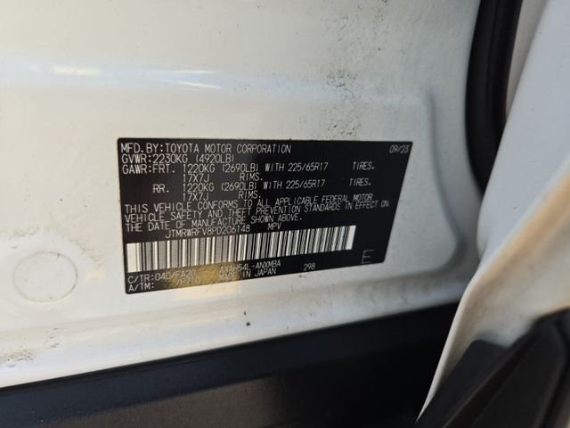 Used 2023 Ice Cap Toyota XLE image 16