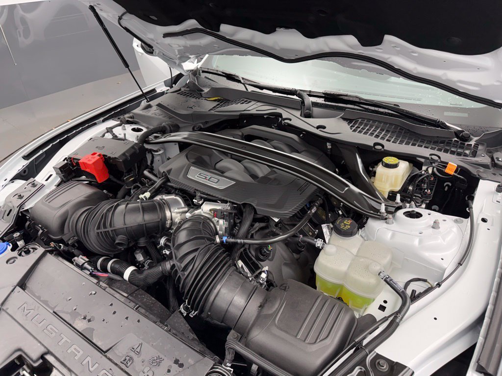 2025 Ford Mustang GT Premium Convertible - Photo 8