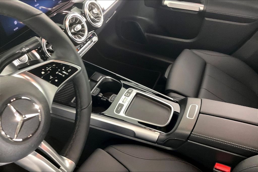 2026 Mercedes-Benz GLB GLB 250 - Photo 12
