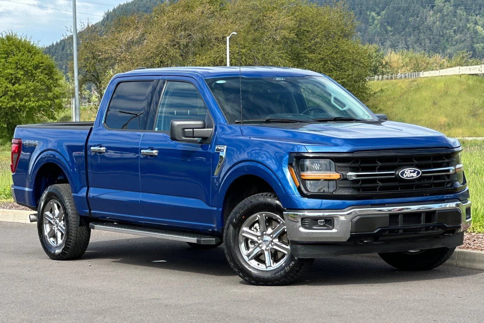 2025 Ford F-150 XLT 4x4 SuperCrew 5-1/2 Box's photo