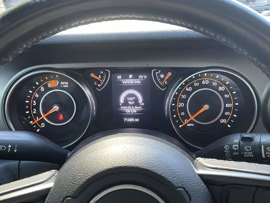 Used 2020 Red Jeep Unlimited Sport S image 28