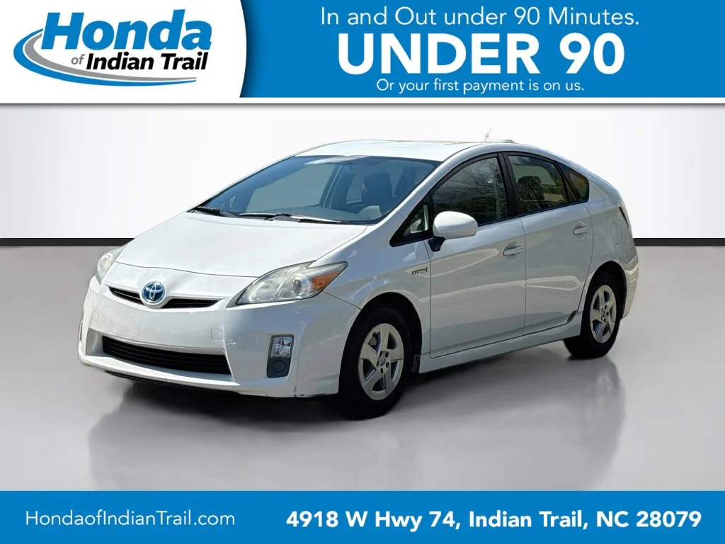 Used 2011 Blizzard Pearl Toyota Two image 3