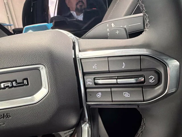 2027 GMC Yukon Denali - Photo 11