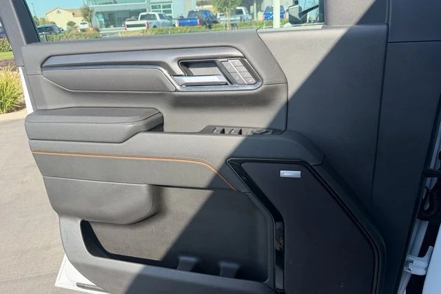 Used 2026 Summit White GMC AT4 image 16