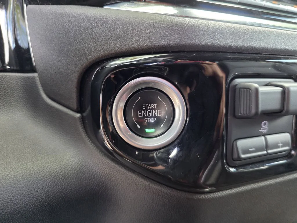Used 2024 White Chevrolet RST image 20
