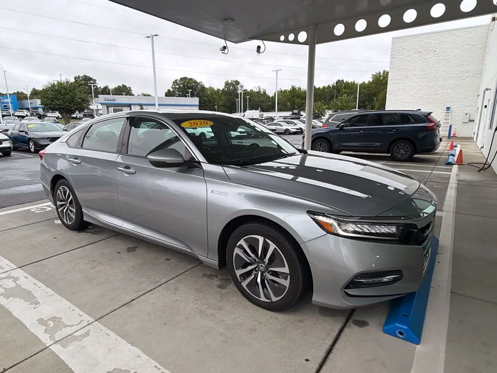 2020 Honda Accord Hybrid TOURING 4dr Car Slide 1