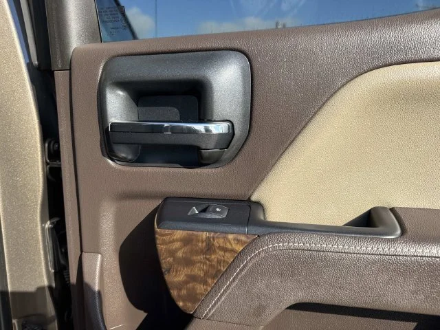 Used 2015 Brown Chevrolet LT image 23