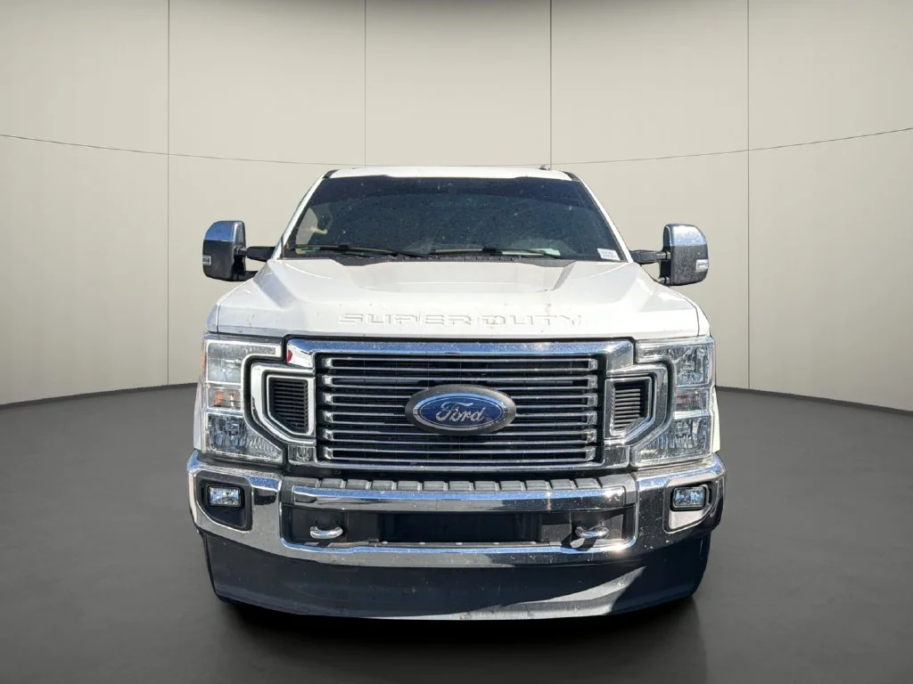 Used 2022 White Ford Lariat image 2
