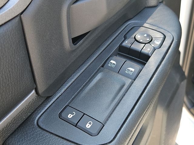 2026 RAM 3500 Tradesman - Photo 11