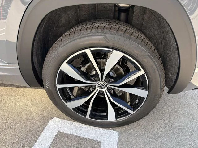 New 2026 Gray Volkswagen 2.0T SEL Premium R-Line image 6