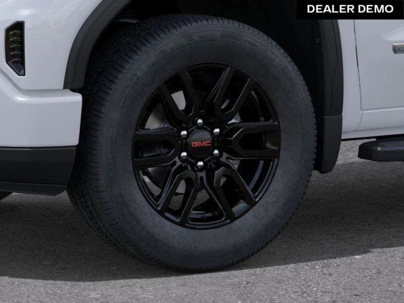 Used 2026  GMC Elevation image 9