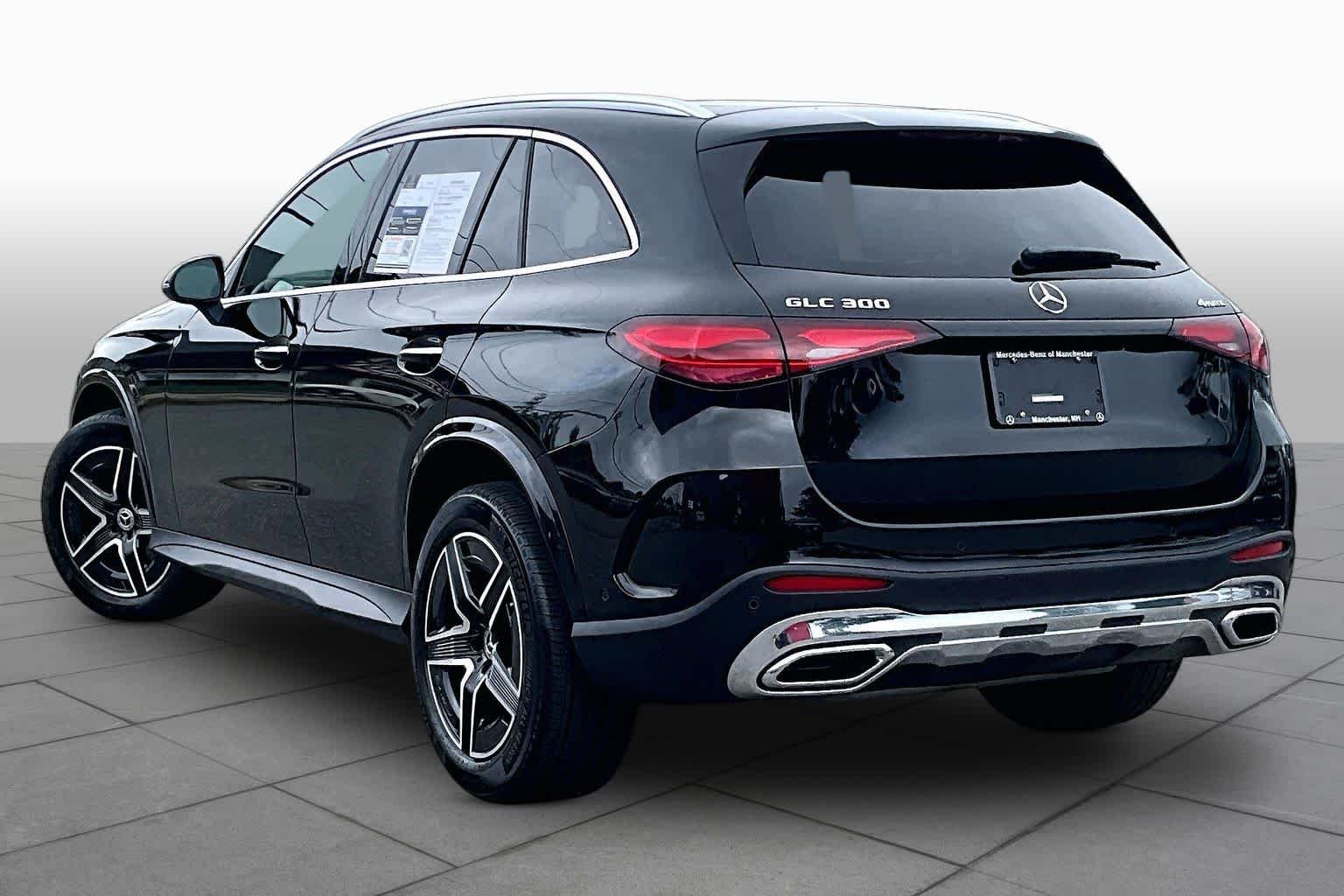 Certified Used 2026 Black Mercedes-Benz GLC 300 image 12