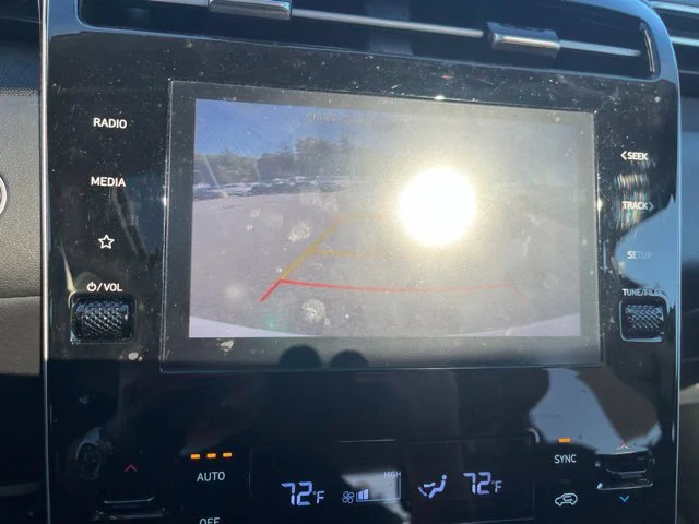 Used 2023 White Hyundai SEL image 17