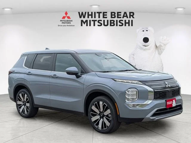 2026 Mitsubishi Outlander SE FWD's photo