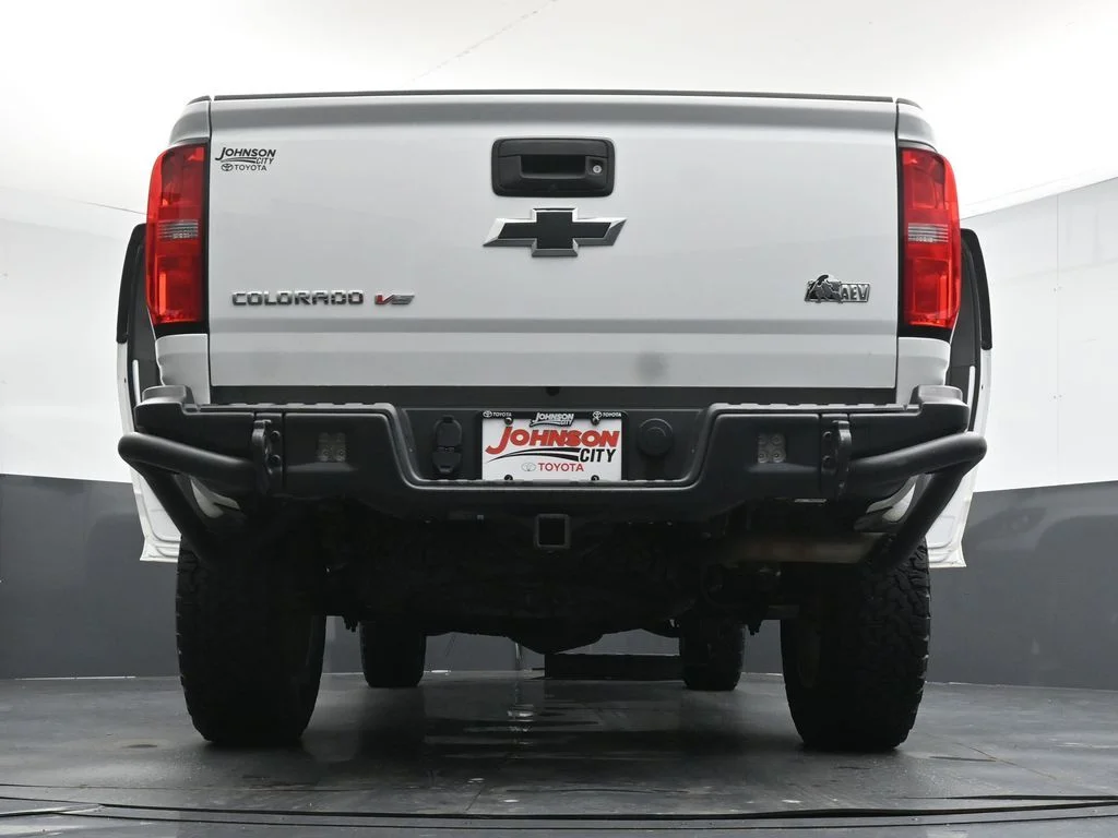 Used 2019 White Chevrolet ZR2 image 42