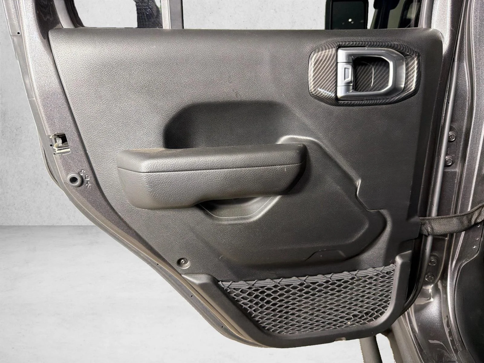 Used 2023 Gray Jeep Mojave image 22