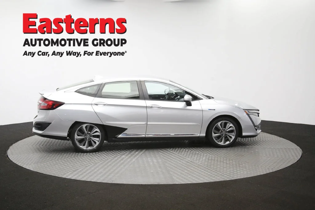 Used 2018 Silver Honda Touring image 43