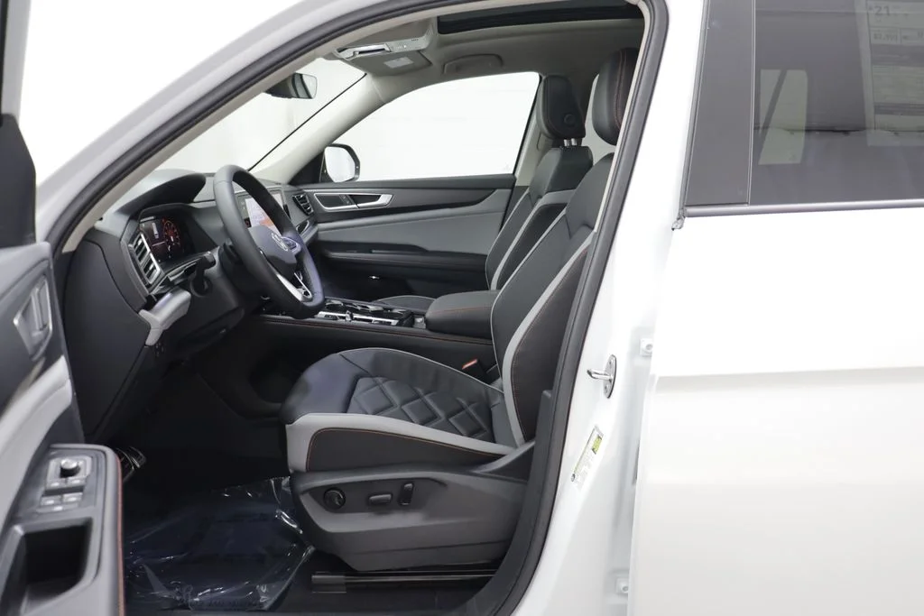 New 2026 Opal White Volkswagen Peak Edition image 6