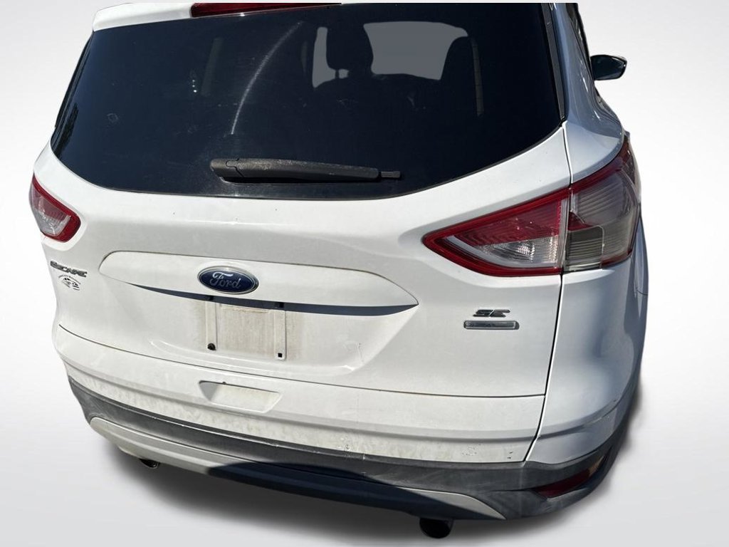 Used 2013 White Ford SE image 4