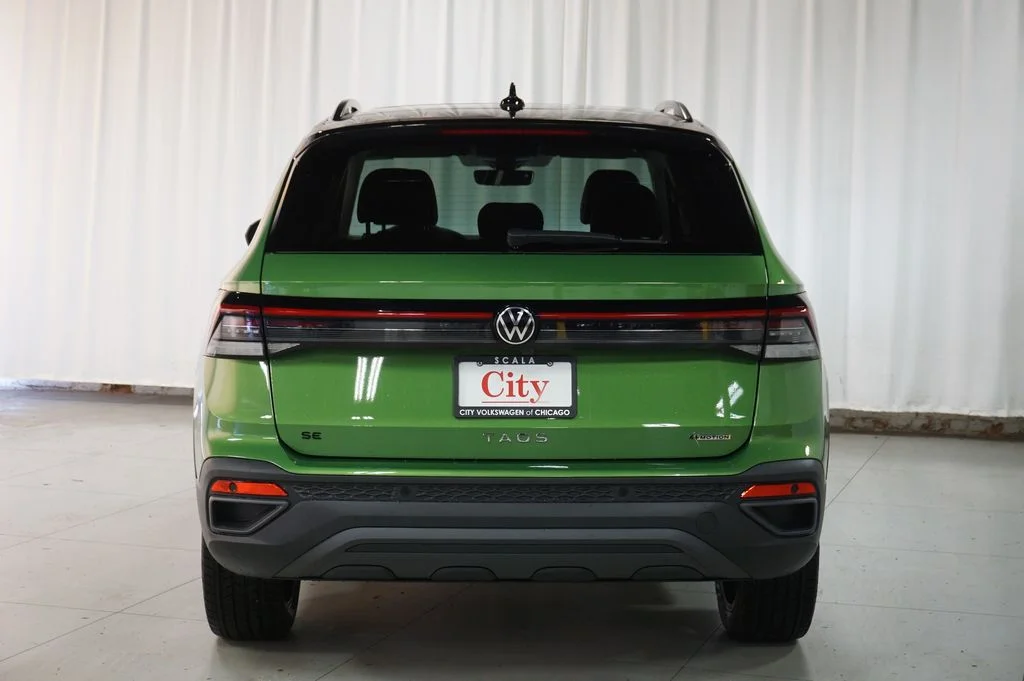 New 2026 Green Volkswagen 1.5T SE Black image 6