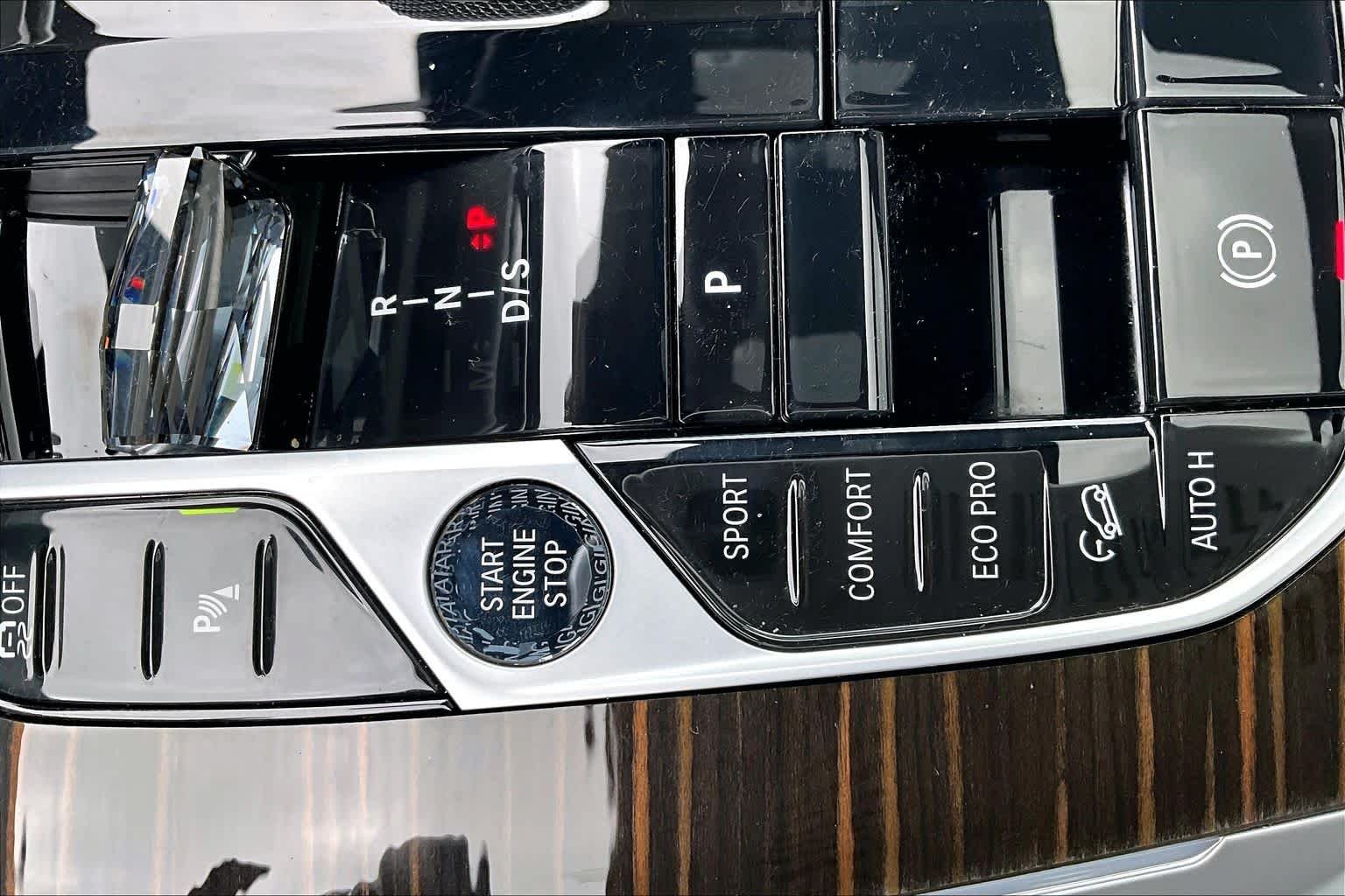 Certified Used 2026 Skyscraper Grey Metallic BMW xDrive40i image 35
