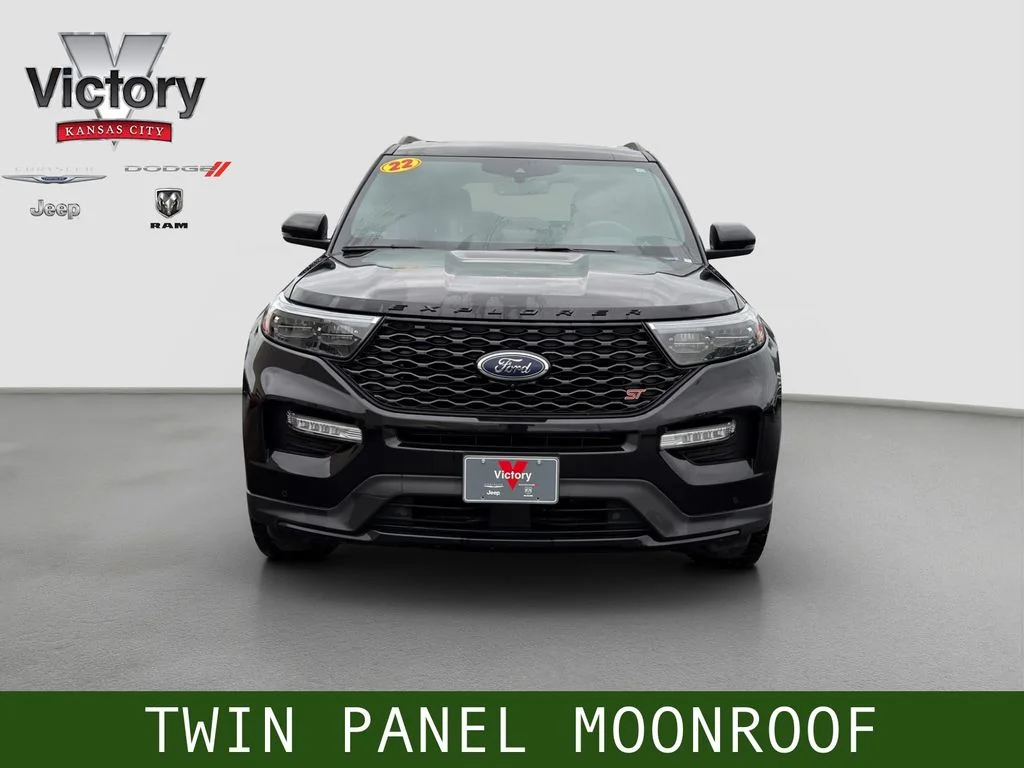 Used 2022 Ford Explorer ST with VIN 1FM5K8GC8NGB97699 for sale in Kansas City
