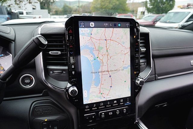 New 2026 Bright White Clear-Coat Exterior Paint RAM Laramie image 32