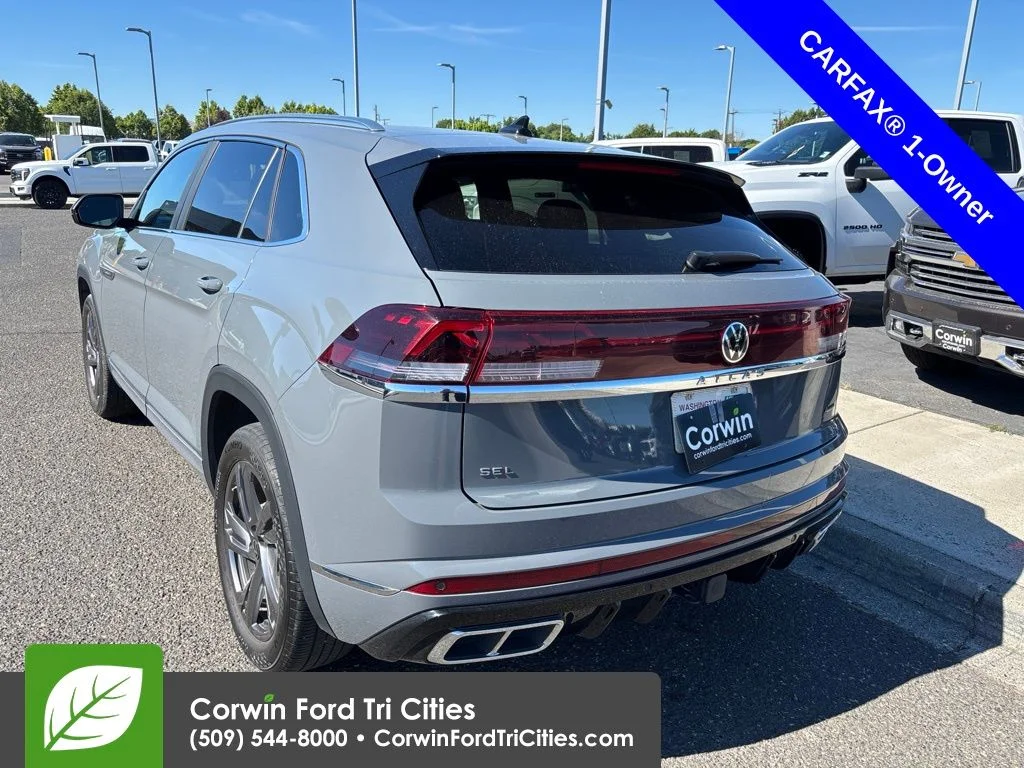 Used 2024 Pure Gray Volkswagen 2.0T SEL R-Line image 9