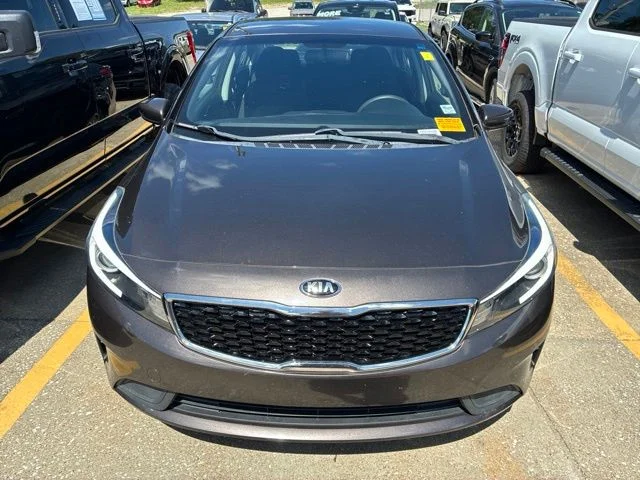 Used 2017 Kia Forte LX with VIN 3KPFK4A76HE140855 for sale in Frankfort, KY