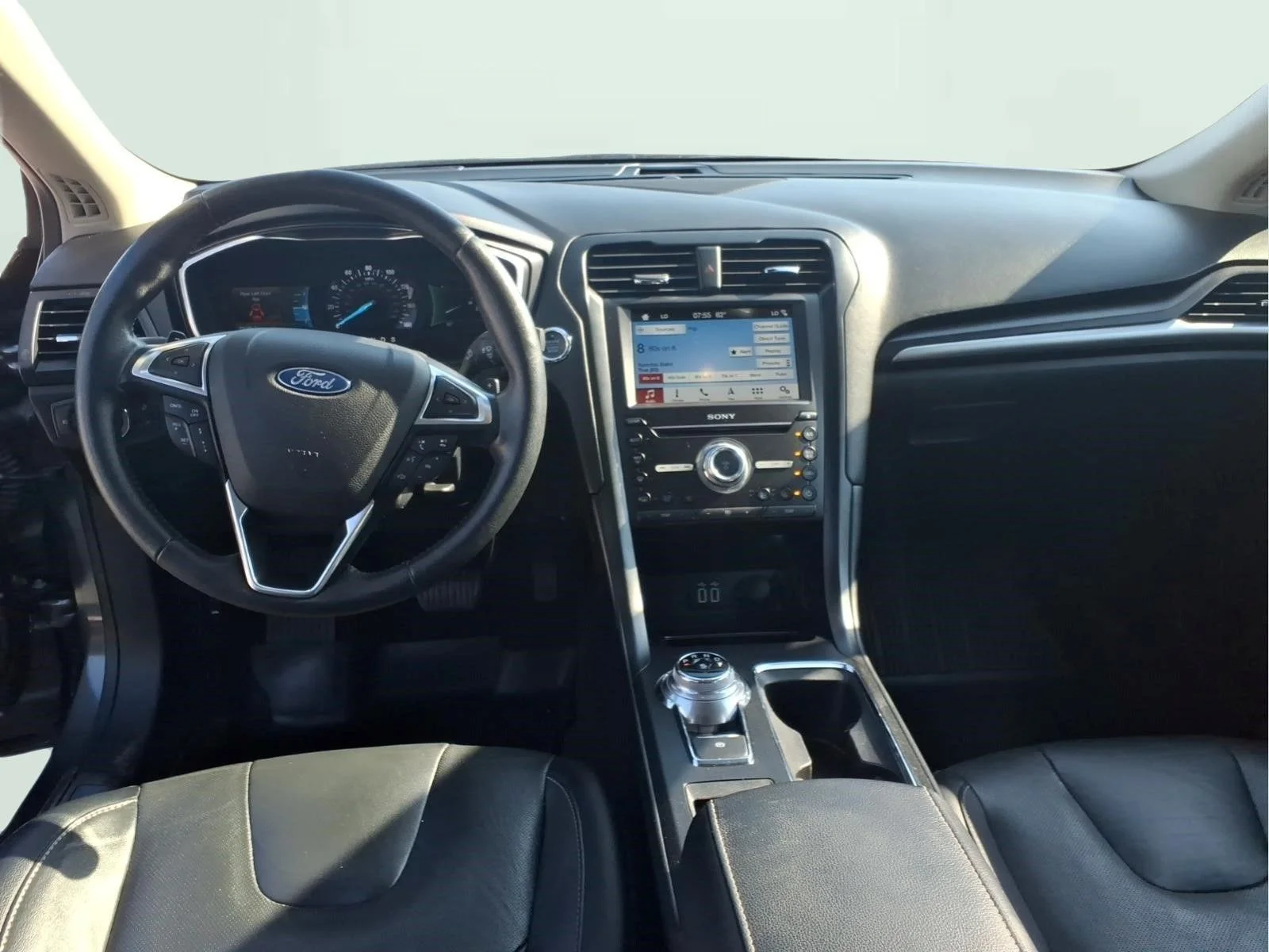 Used 2019 Gray Ford Titanium image 12