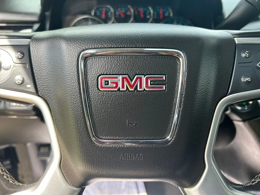 Used 2019 Black GMC SLT image 19