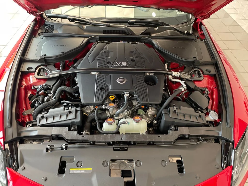 New 2026 Solid Red / Super Black Two-tone Nissan Performance image 27