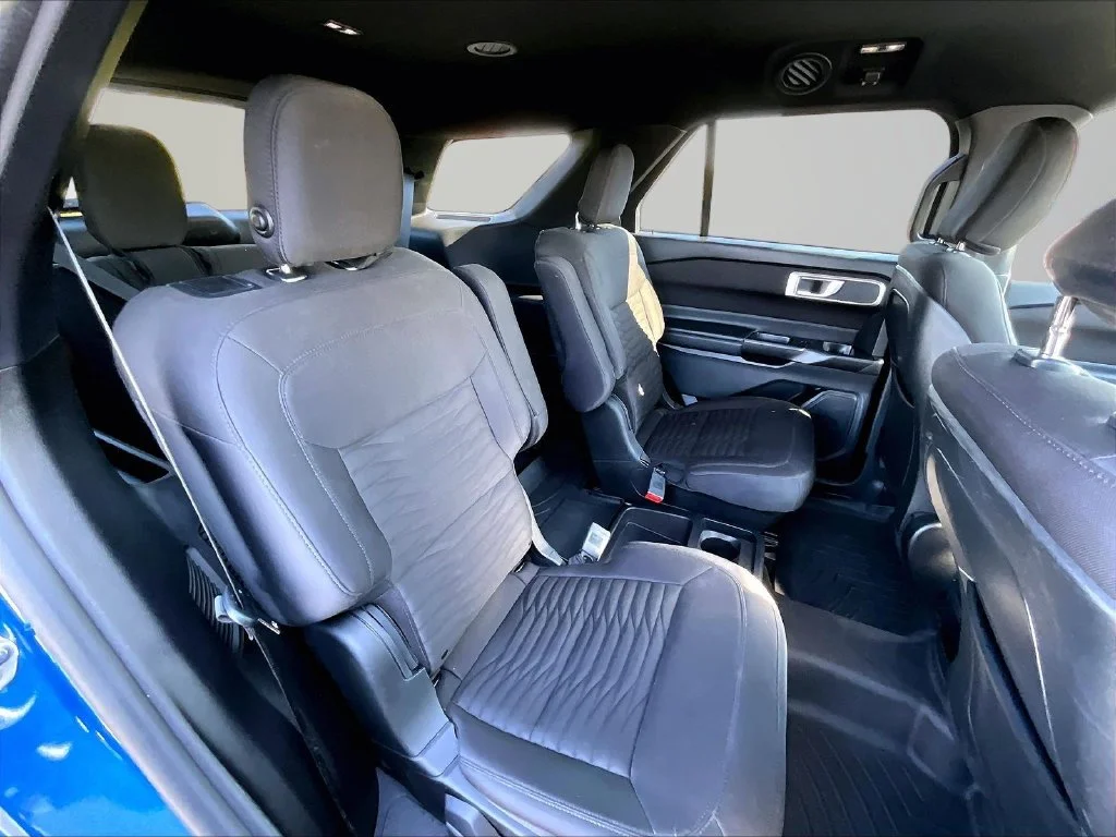 Used 2020 Blue Ford XLT image 25