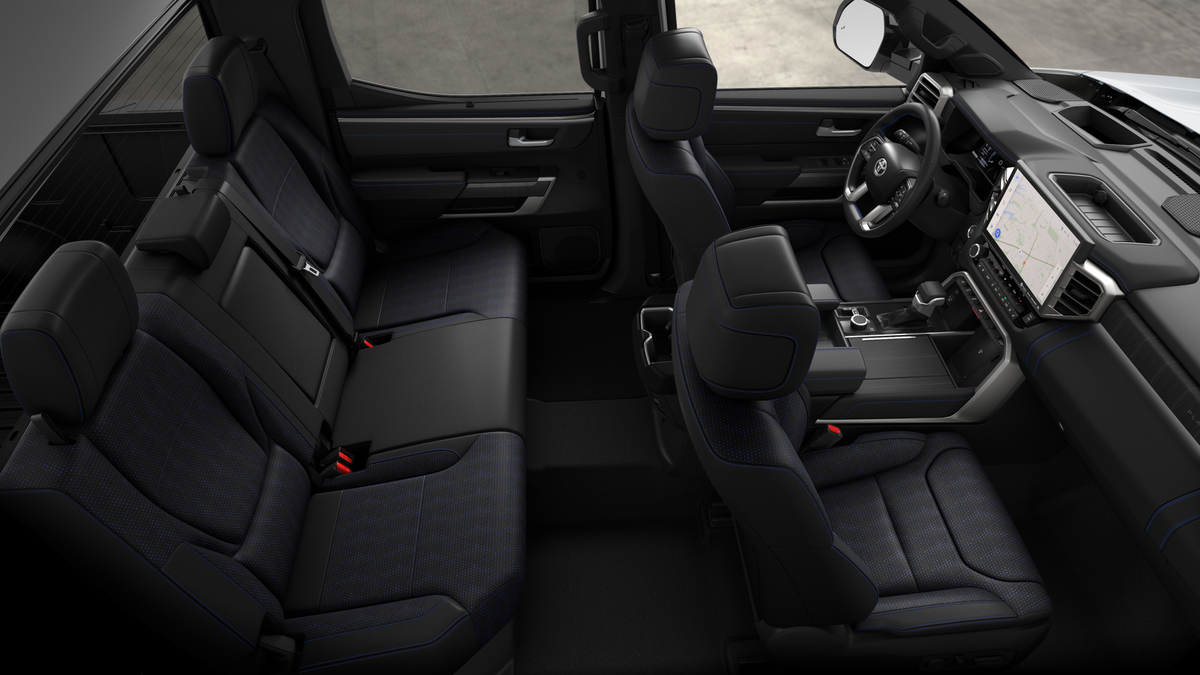 New 2025 Wind Chill Pearl Toyota Platinum image 44