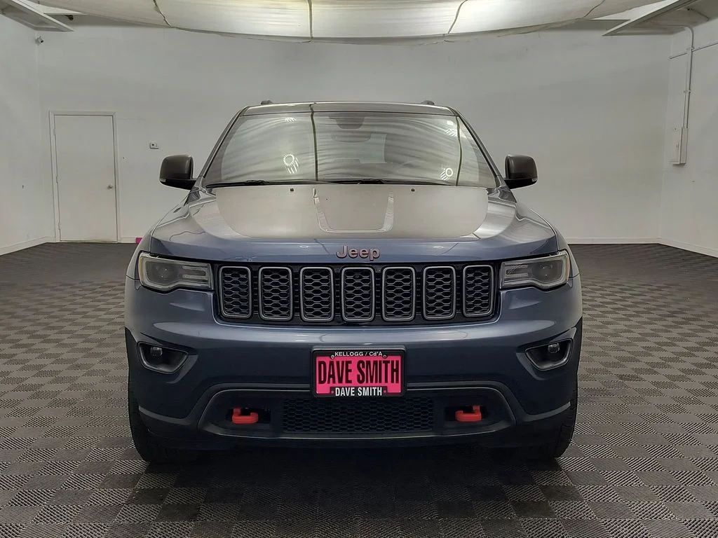 Used 2020 Slate Blue Pearlcoat Jeep Trailhawk image 6