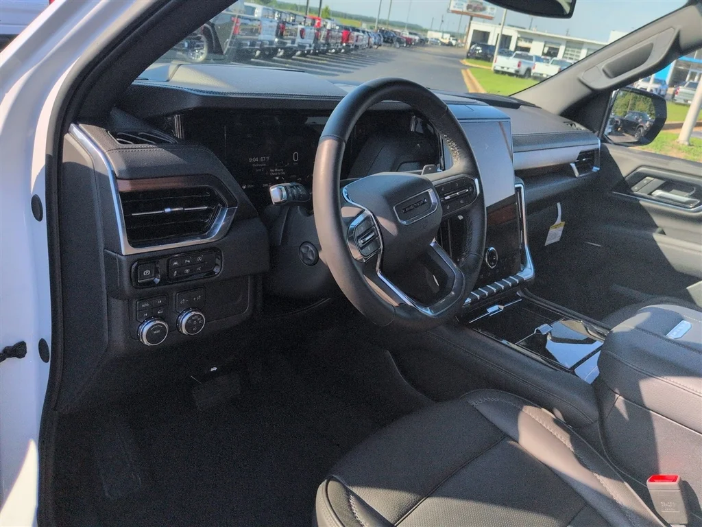 Used 2026 Glacier White Tricoat GMC Denali image 10