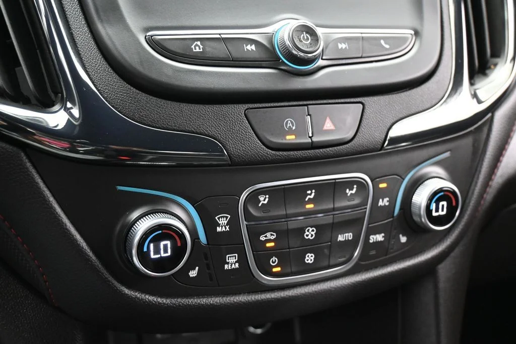 Used 2024 Mosaic Black Metallic Chevrolet RS image 18