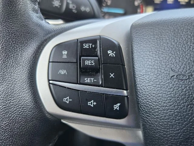 Used 2023 Silver Ford XLT image 25
